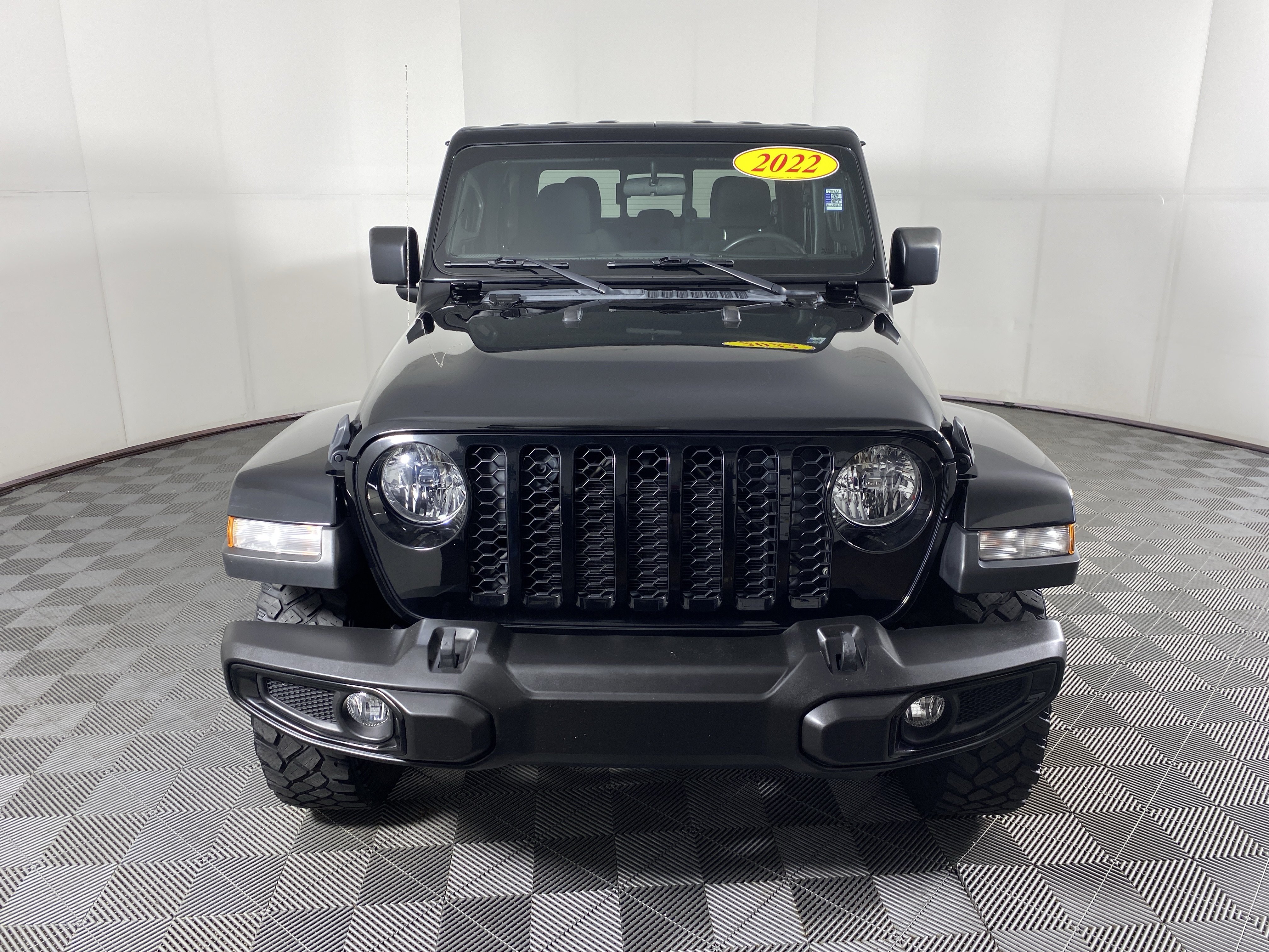 Used 2022 Jeep Gladiator Sport AWD/4WD image 11