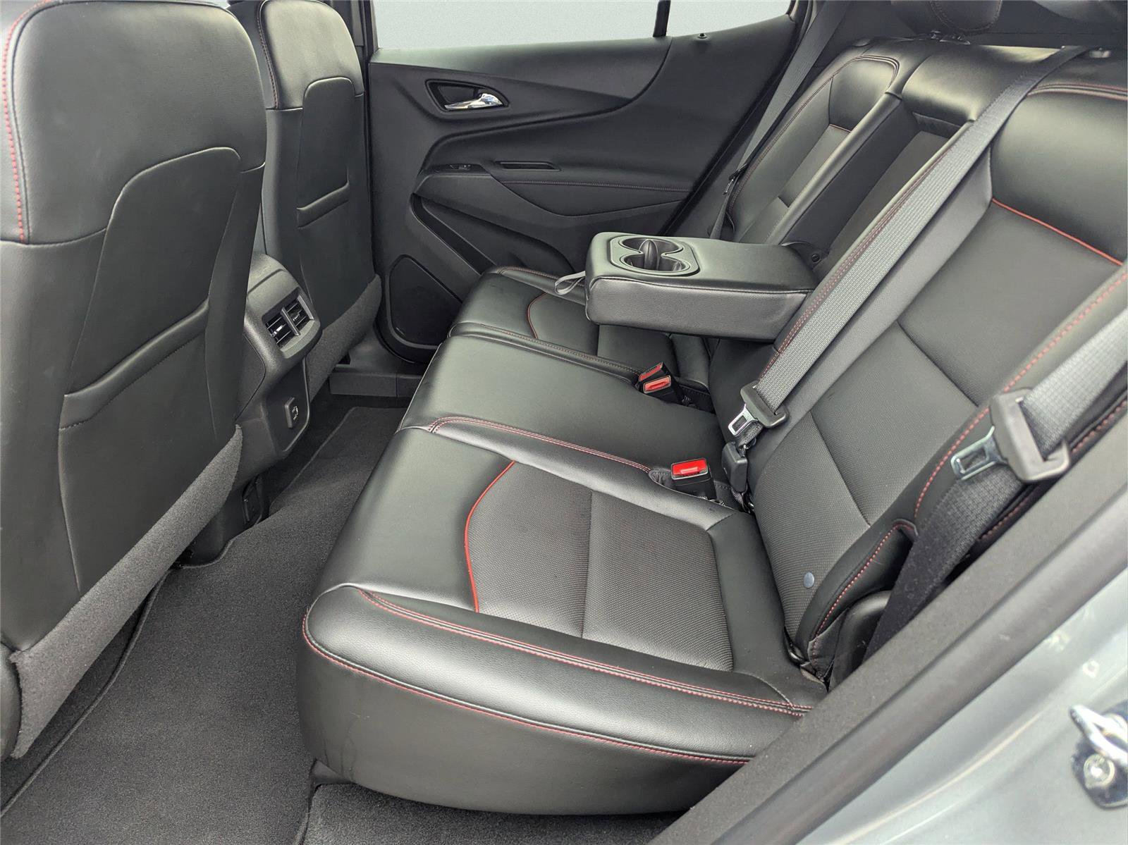 Used 2023 Chevrolet Equinox RS w/ RS Leather Package image 13