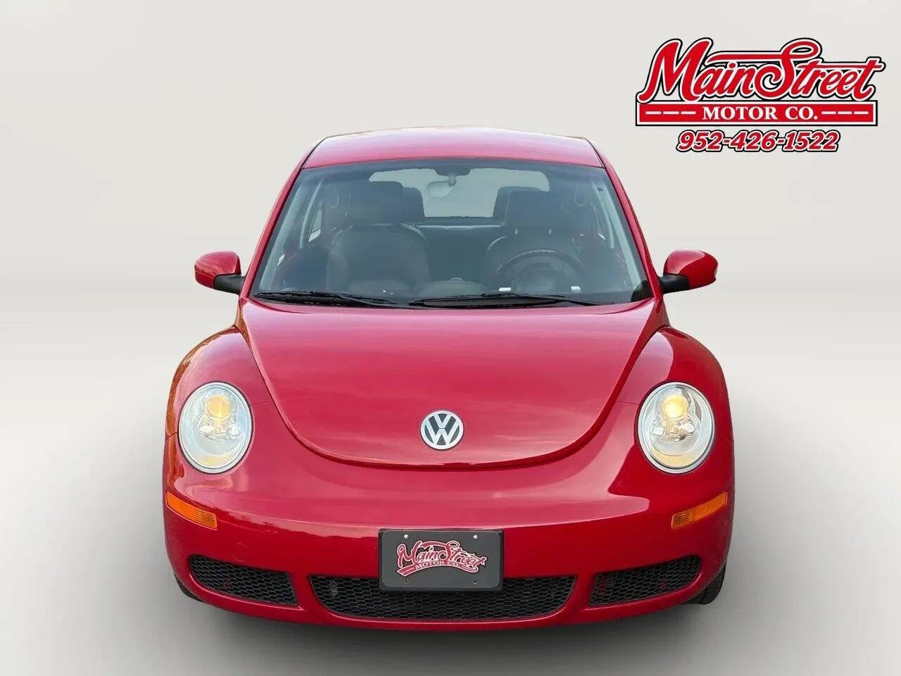 Used 2010 Volkswagen Beetle Coupe FWD image 2