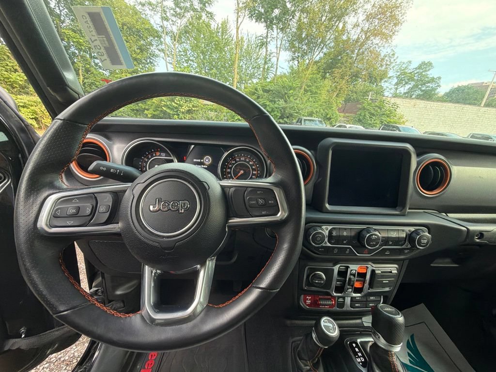 Used 2023 Jeep Gladiator Mojave w/ LED Lighting Group AWD/4WD image 10