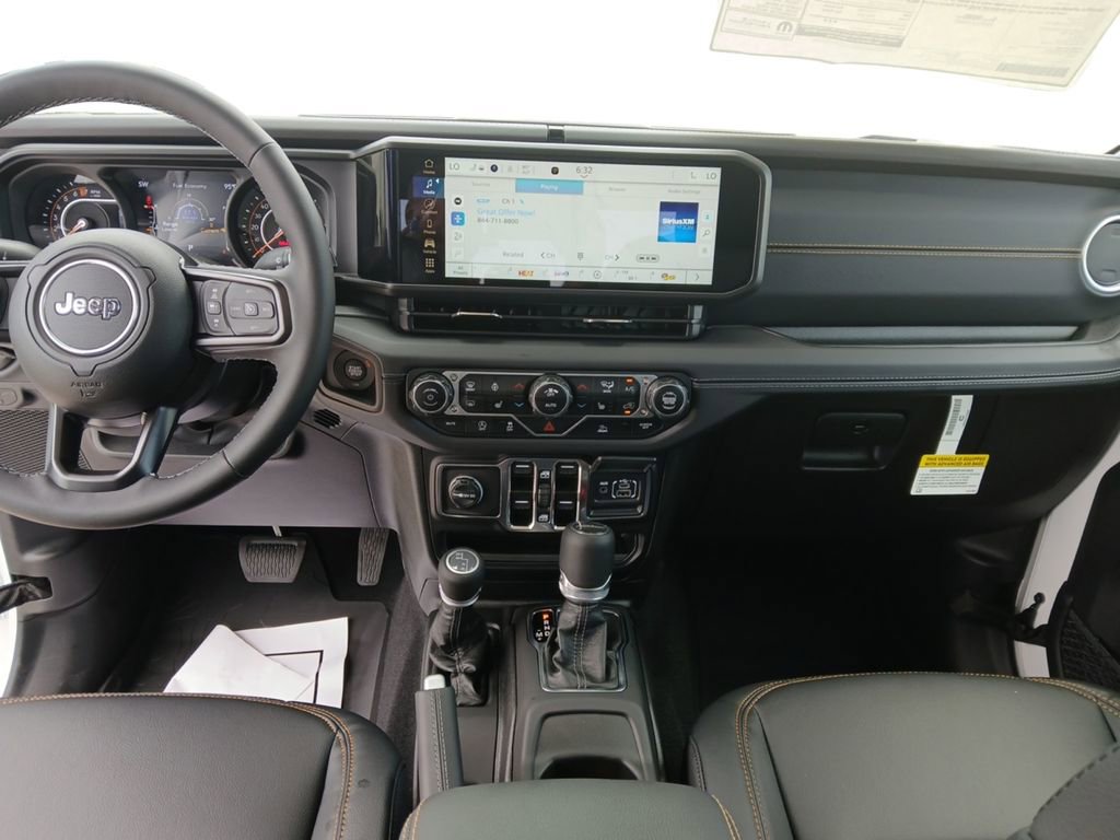 New 2025 Jeep Gladiator Sport image 10