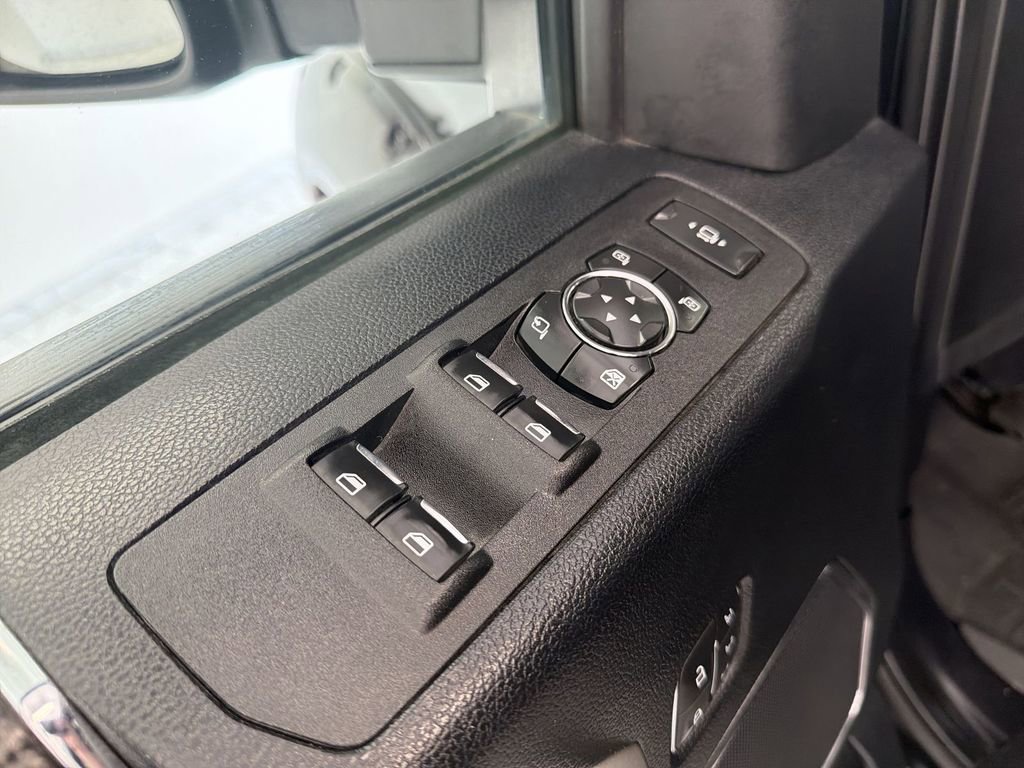 Used 2020 Ford F250 Lariat AWD/4WD image 24