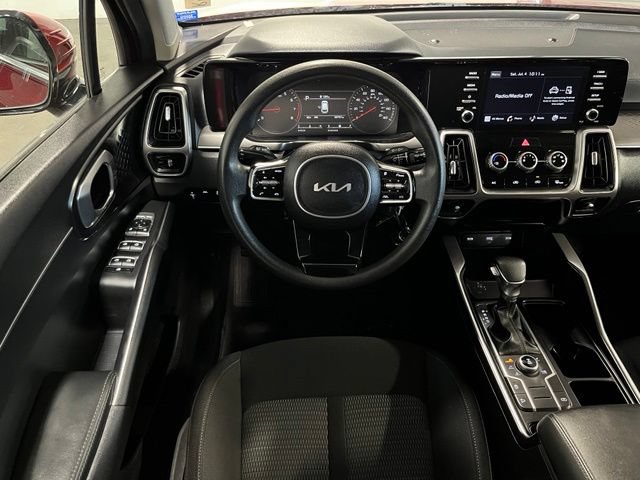 Used 2022 Kia Sorento LX AWD/4WD image 18