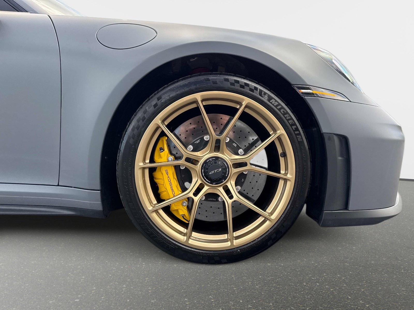 Used 2026 Porsche 911 GT3 w/ Chrono Package RWD image 23