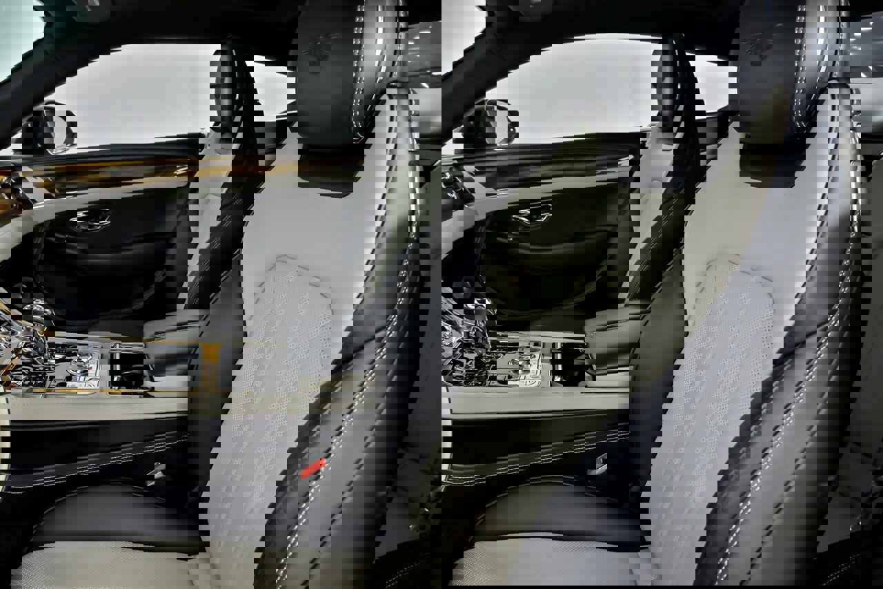 Used 2021 Bentley Continental GT image 23