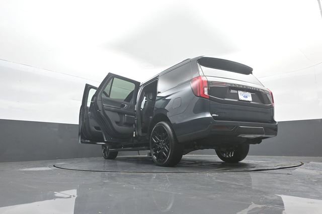 New 2026 Ford Expedition Platinum w/ Stealth Performance Package image 40