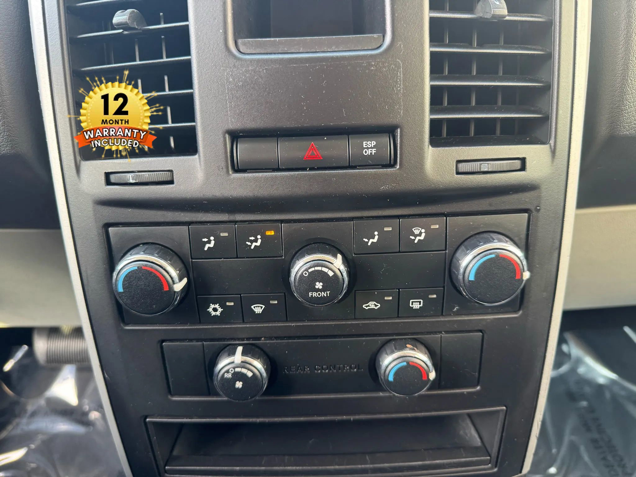 Used 2010 Dodge Grand Caravan SE w/ Climate Group image 28