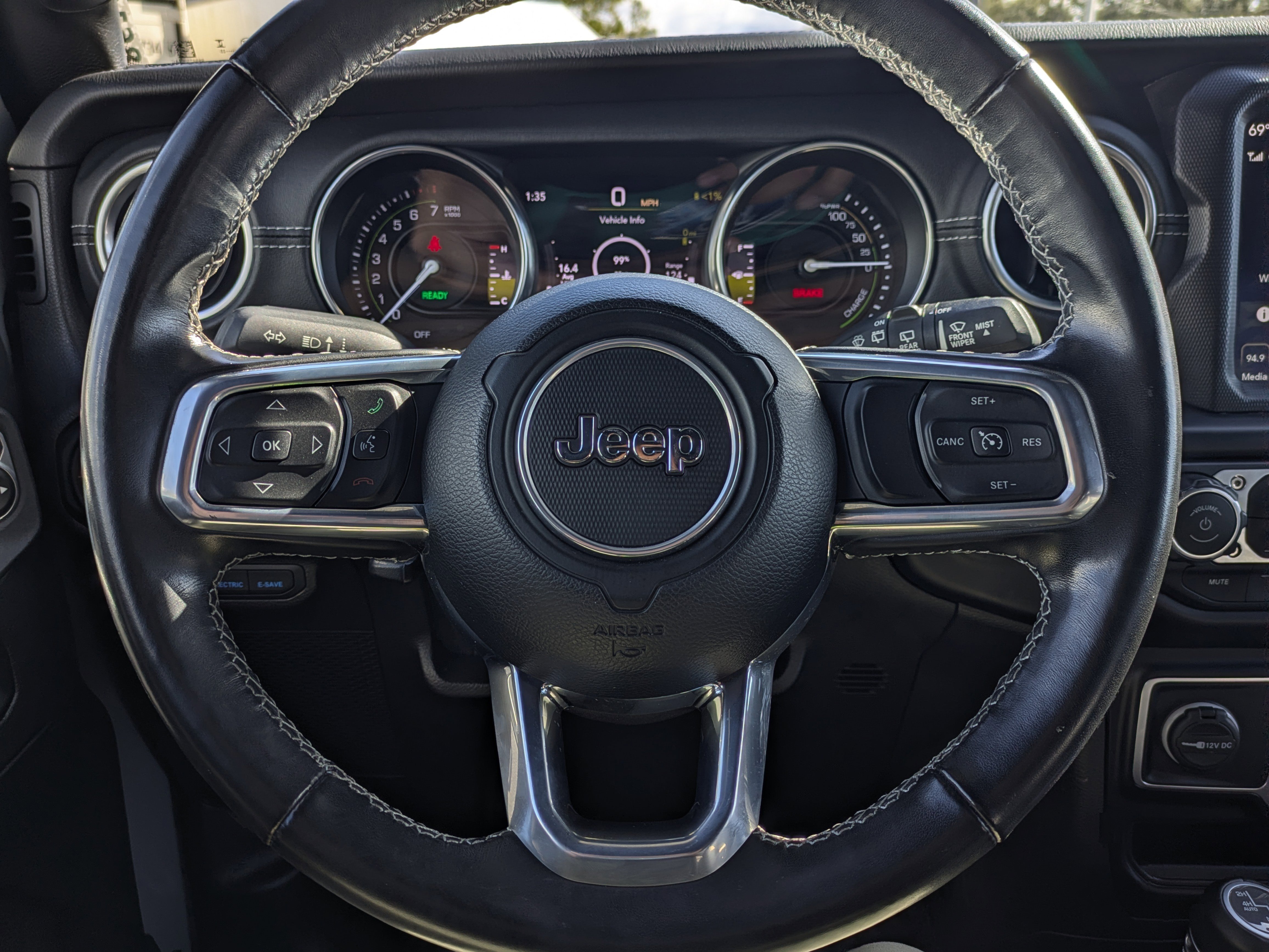 Used 2021 Jeep Wrangler Unlimited Sahara image 26