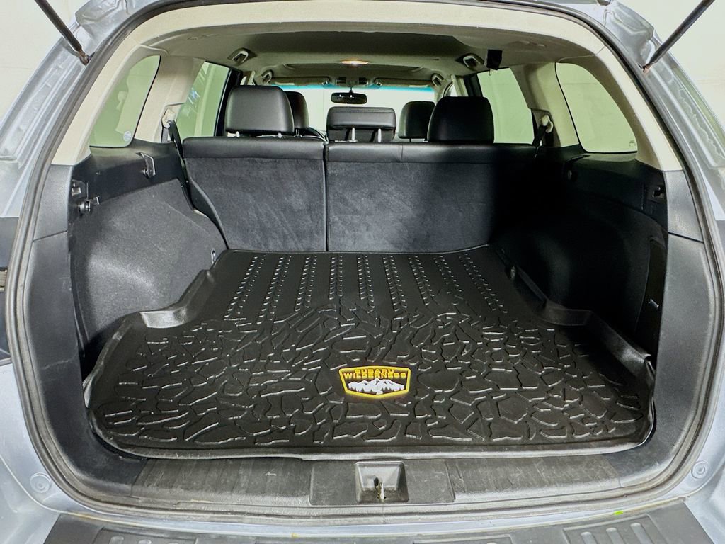 Used 2013 Subaru Outback 2.5i Limited AWD/4WD image 30