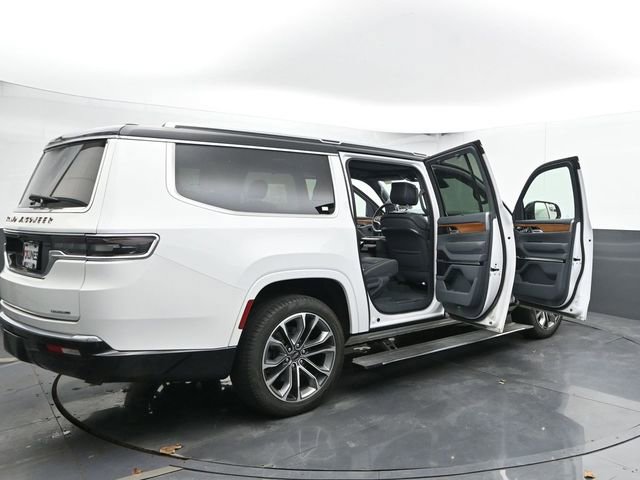 Used 2024 Jeep Grand Wagoneer L Series III image 62