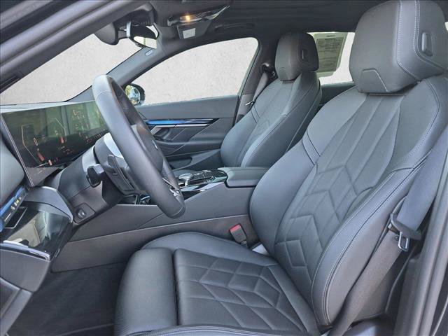 Certified 2026 BMW 530i w/ M Sport Package RWD image 17
