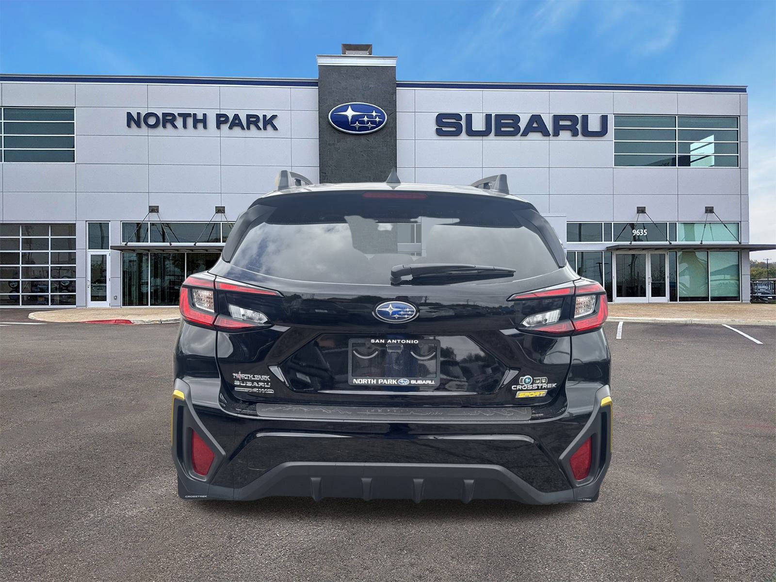 Used 2025 Subaru Crosstrek 2.5i Sport w/ Crosstrek Mirror Package image 4