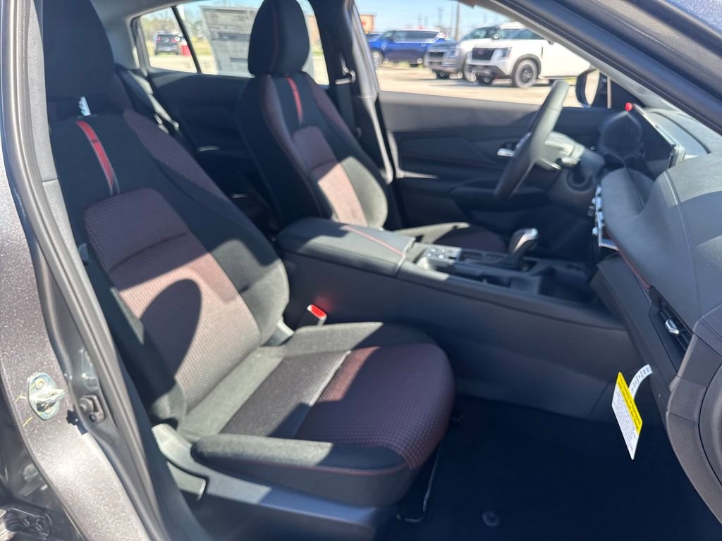 New 2026 Nissan Sentra SR w/ Floor Mat Package image 12
