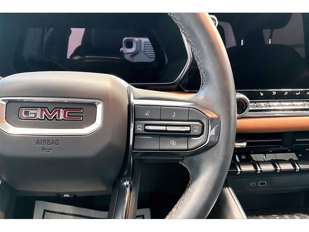 Used 2023 GMC Canyon AT4 w/ Canyon Safety Plus Package AWD/4WD image 21