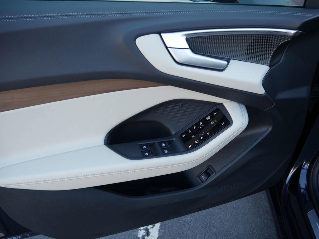 Used 2025 Audi A5 2.0T Premium Plus Sedan w/ Premium Plus image 15