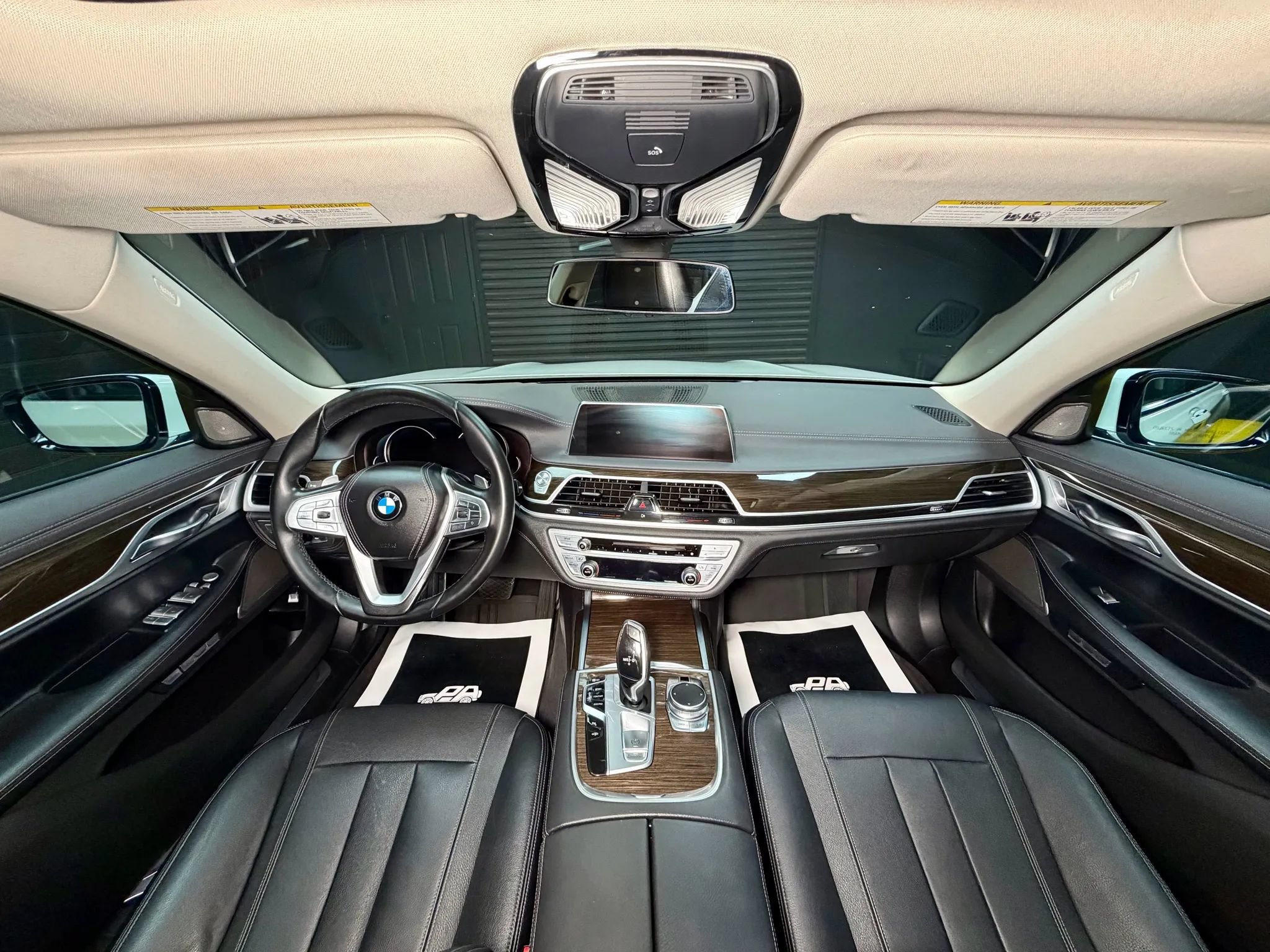 Used 2016 BMW 740i RWD image 24