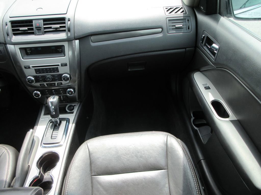 Used 2012 Ford Fusion SEL image 16