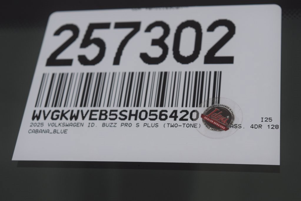 New 2025 Volkswagen ID. Buzz Pro S Plus image 17