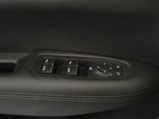Certified 2023 Cadillac XT5 Luxury FWD image 17