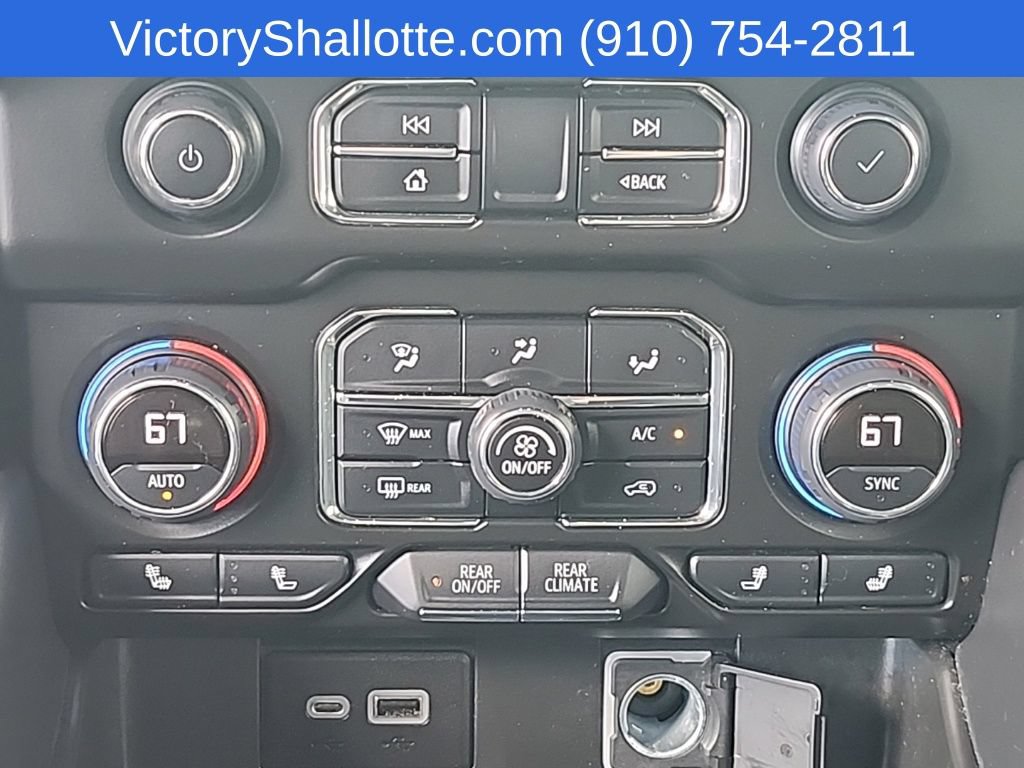 Used 2022 Chevrolet Suburban LT w/ LT Signature Plus Package AWD/4WD image 10