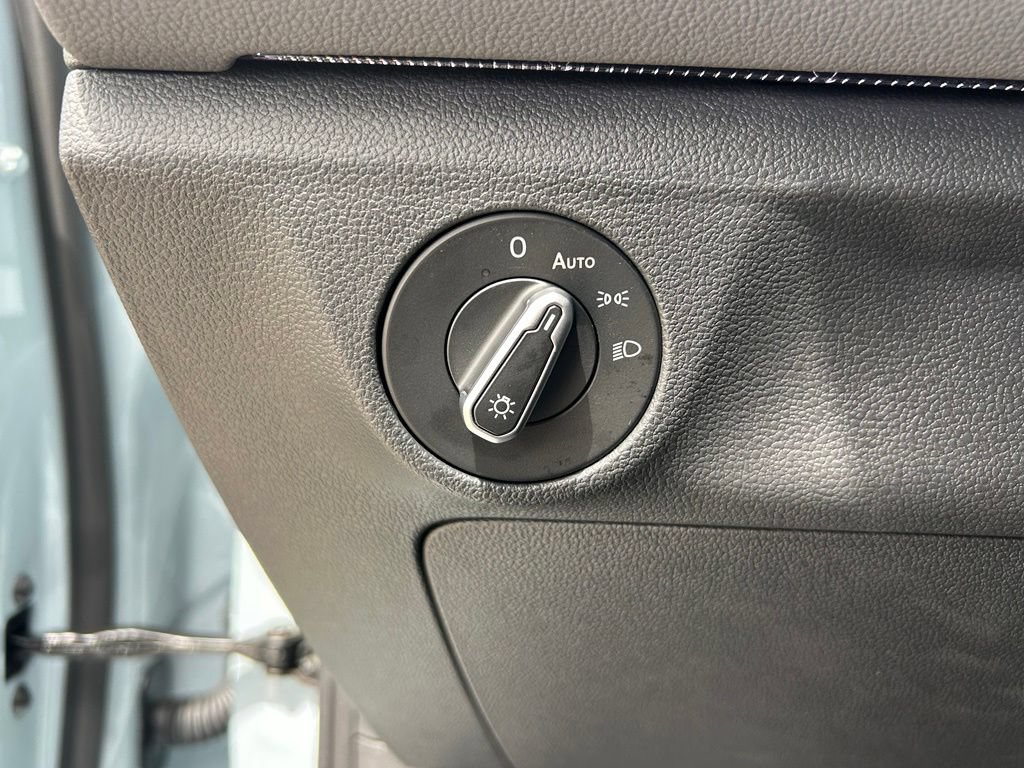 New 2027 Volkswagen Jetta SEL FWD image 24