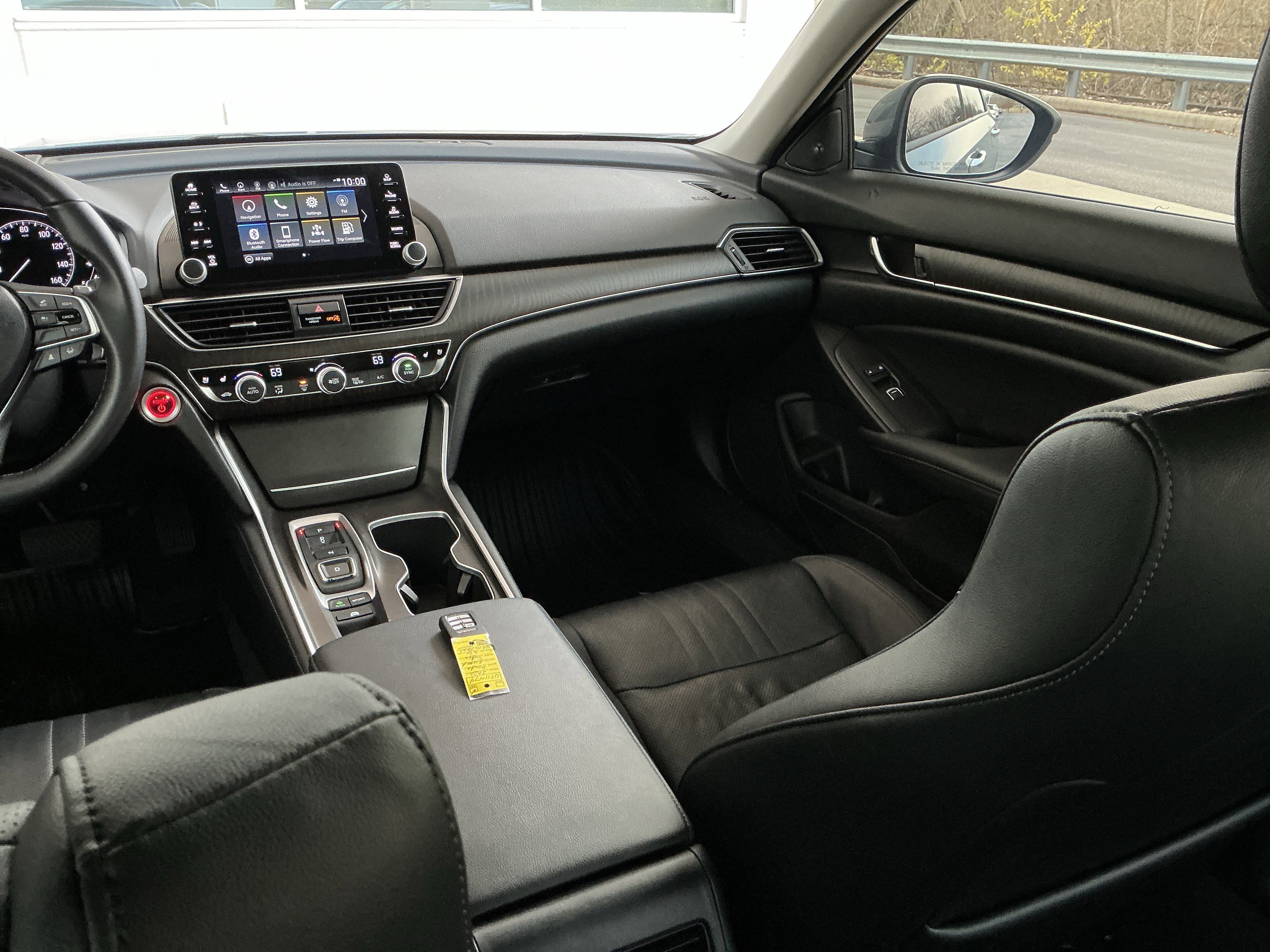 Used 2022 Honda Accord Touring image 16