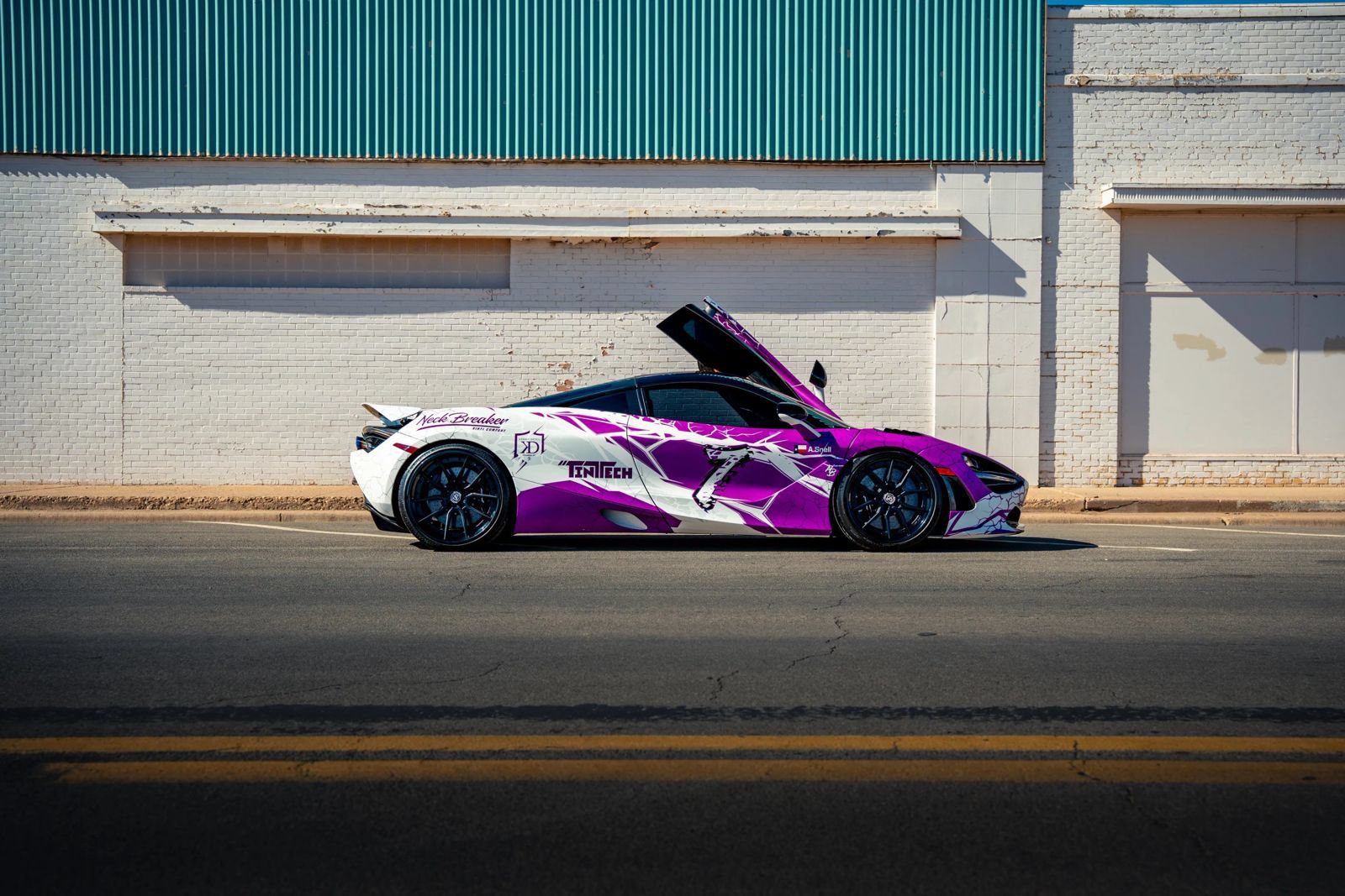 Used 2018 McLaren 720S RWD image 26