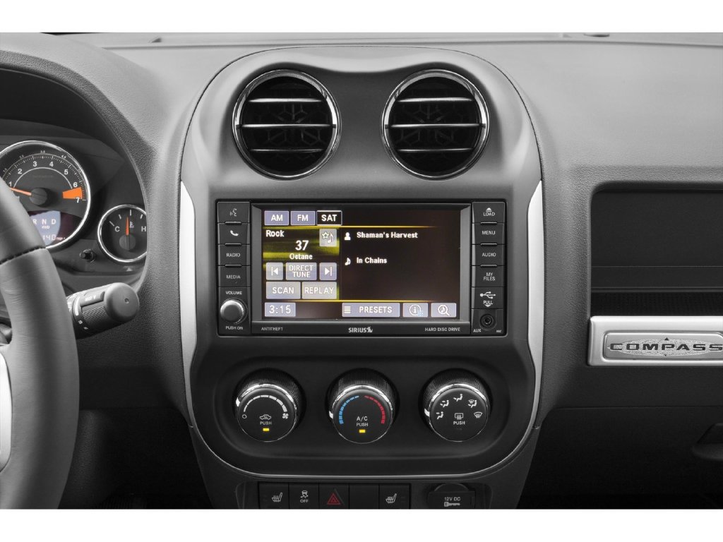 Used 2015 Jeep Compass Latitude AWD/4WD image 7