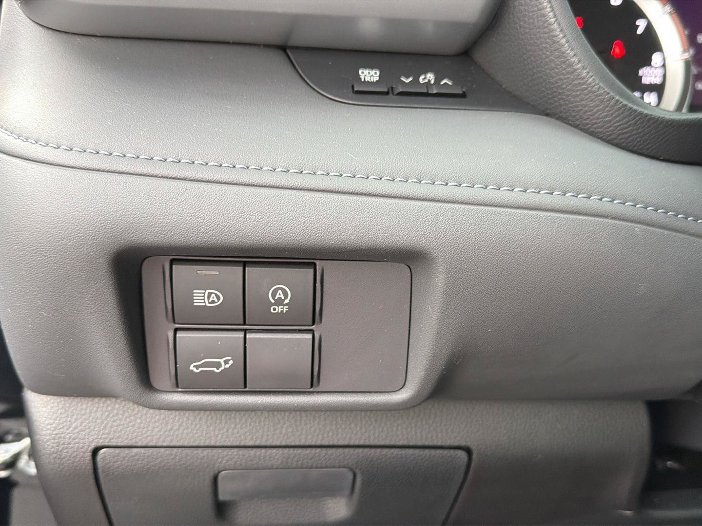 Certified 2024 Toyota Highlander LE AWD/4WD image 20