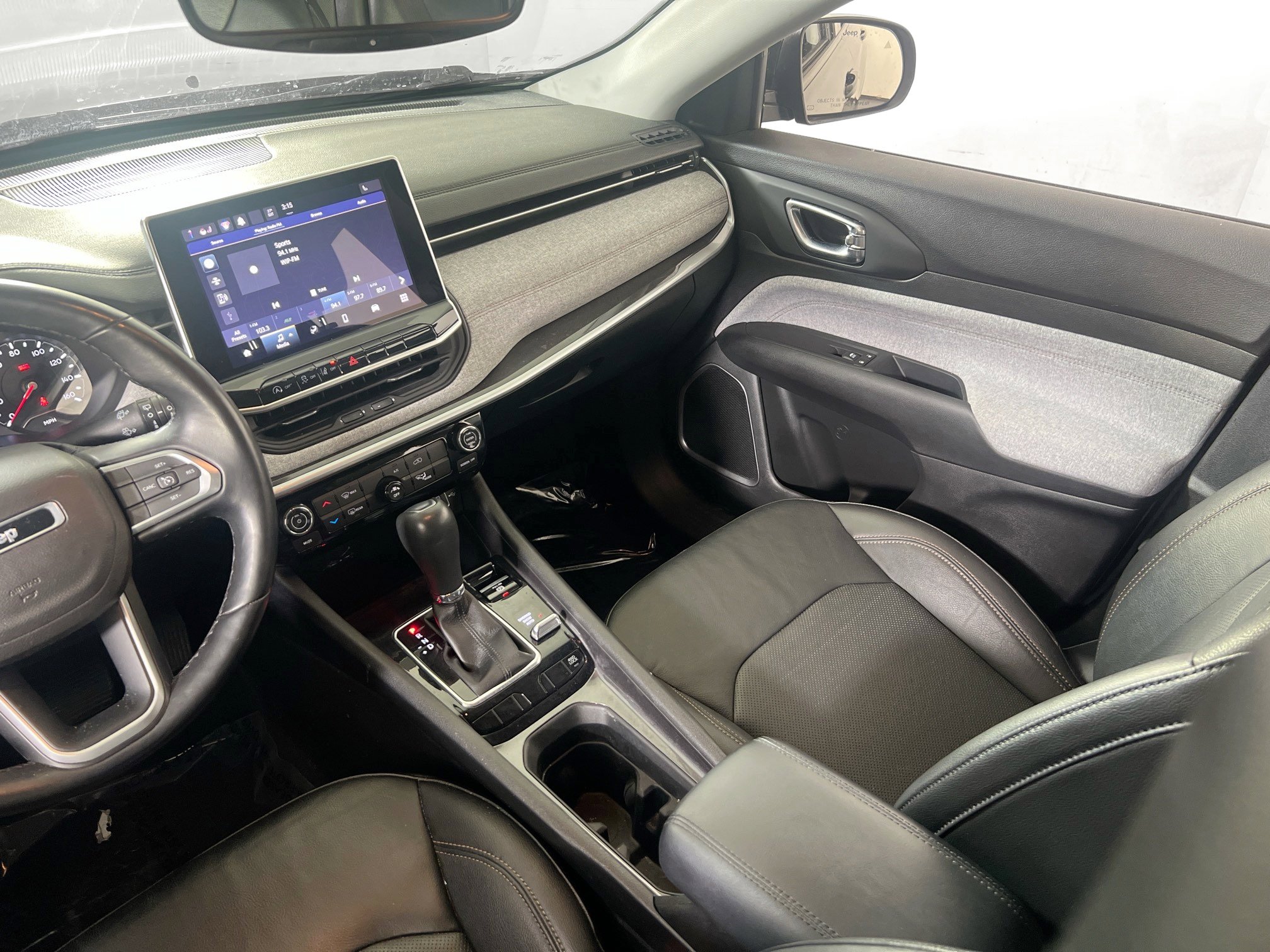 Used 2022 Jeep Compass Latitude image 21