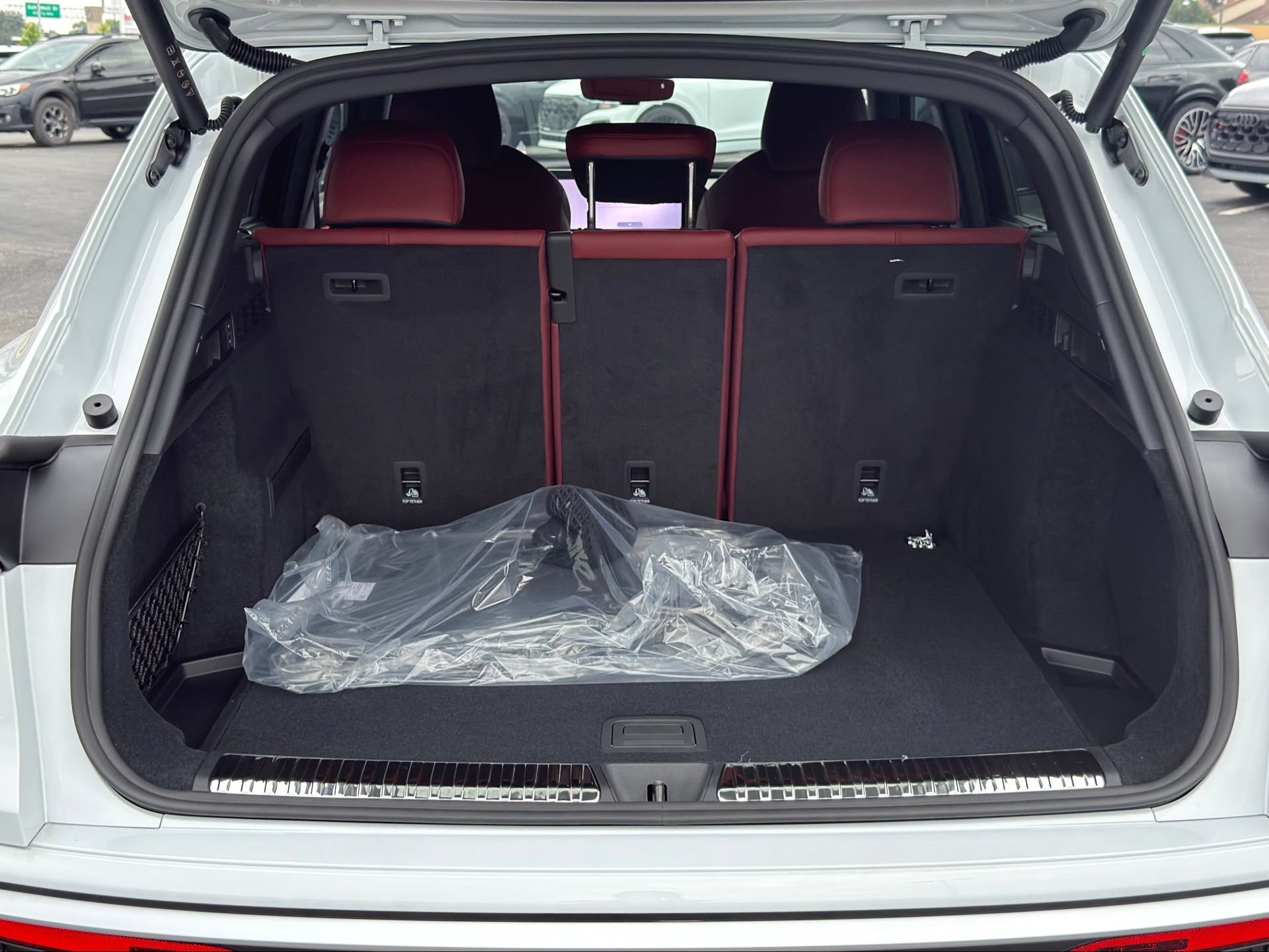 New 2026 Audi SQ5 Prestige AWD/4WD image 10
