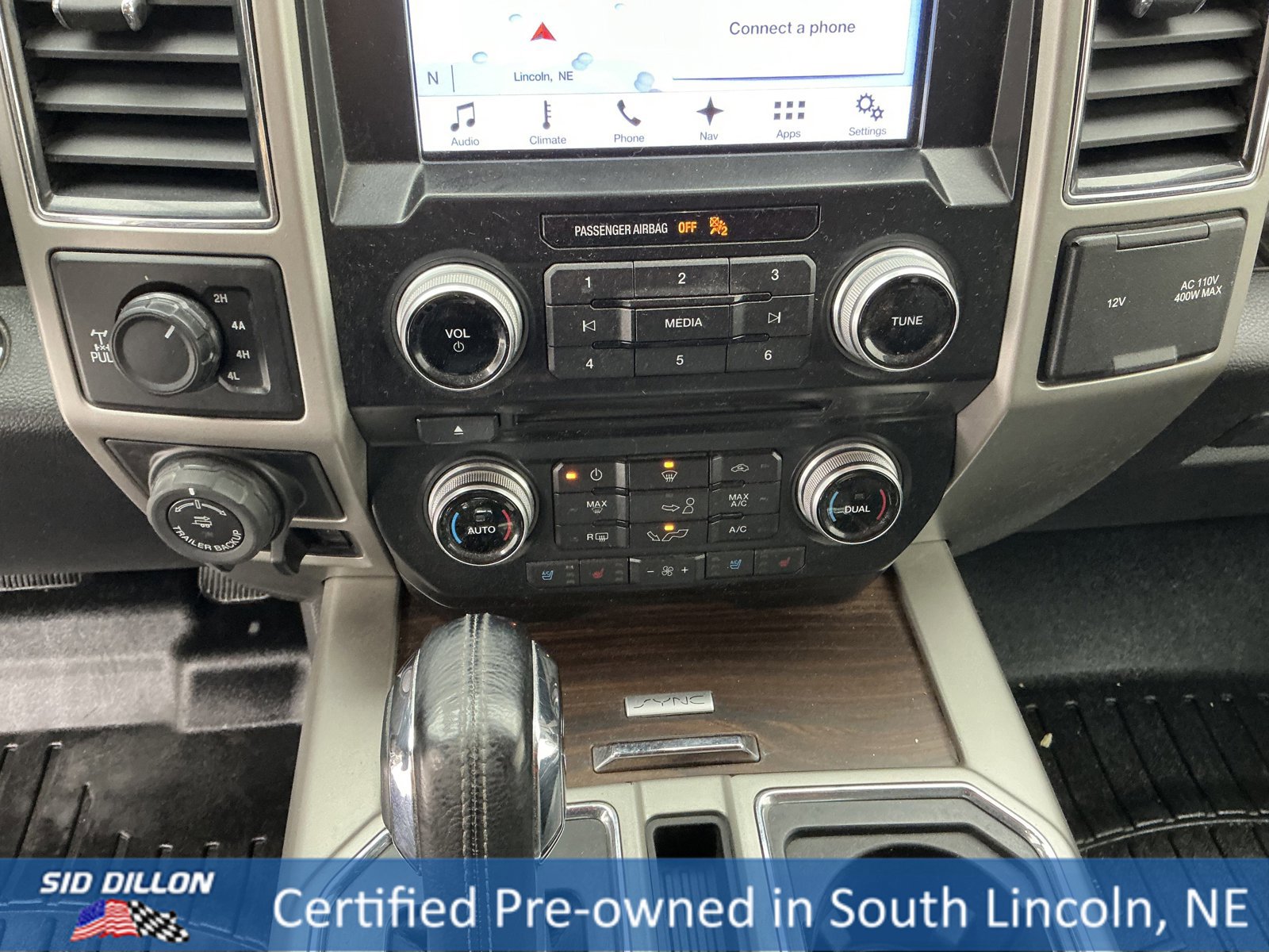 Used 2017 Ford F150 Lariat w/ Equipment Group 502A Luxury image 12