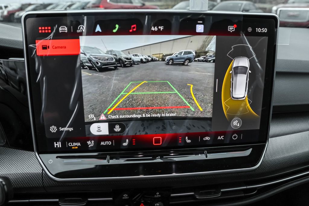 New 2026 Volkswagen GTI SE FWD image 9