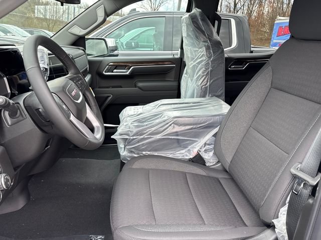 New 2026 GMC Sierra 1500 SLE w/ X31 Off-Road Package AWD/4WD image 4
