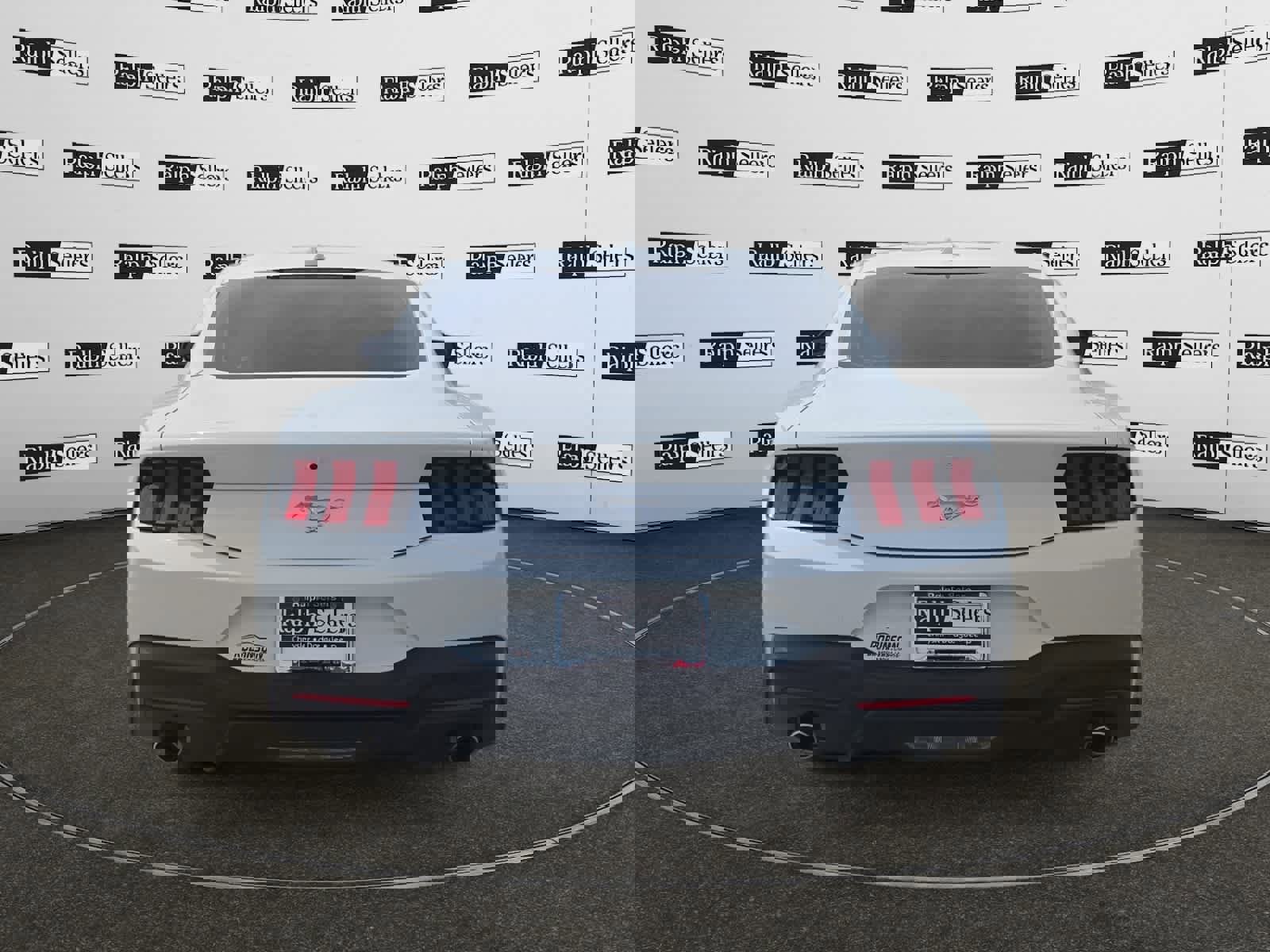 Used 2024 Ford Mustang Coupe RWD image 5