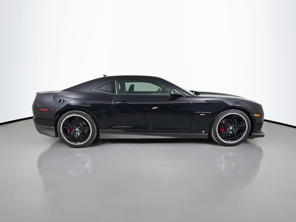 Used 2010 Chevrolet Camaro SS RWD image 5