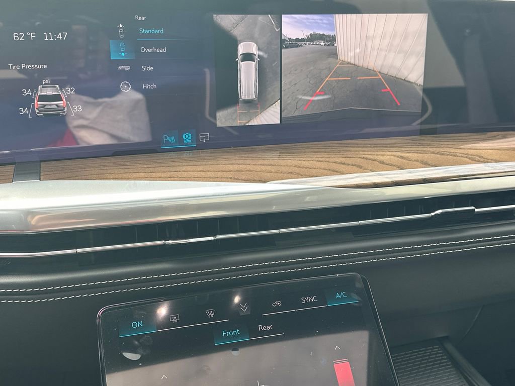 New 2026 Cadillac Escalade ESV Platinum Sport w/ LPO, ONYX Package image 30