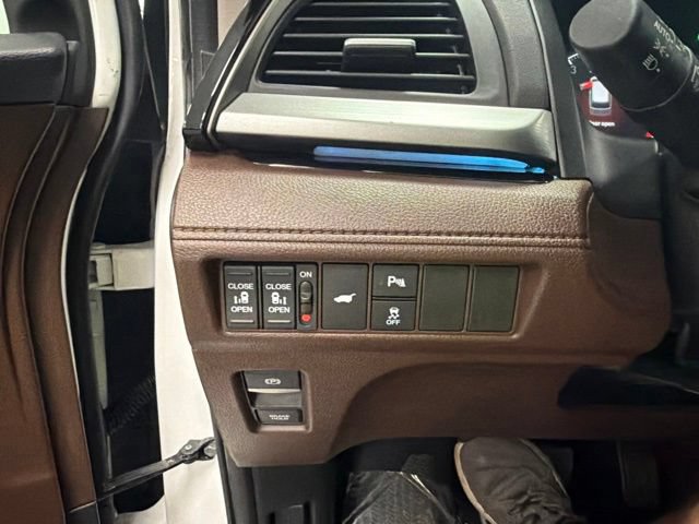 Used 2025 Honda Odyssey Touring image 30