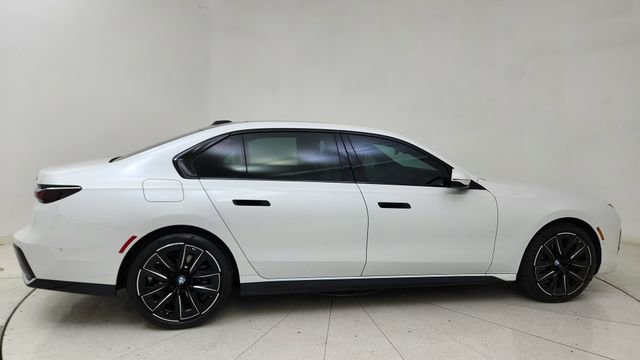 Used 2025 BMW 740i xDrive image 6
