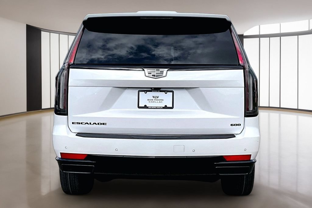 Used 2023 Cadillac Escalade Sport Platinum w/ LPO, ONYX Package AWD/4WD image 4