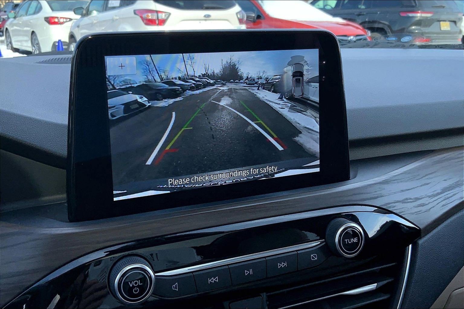 Used 2020 Ford Escape Titanium image 26