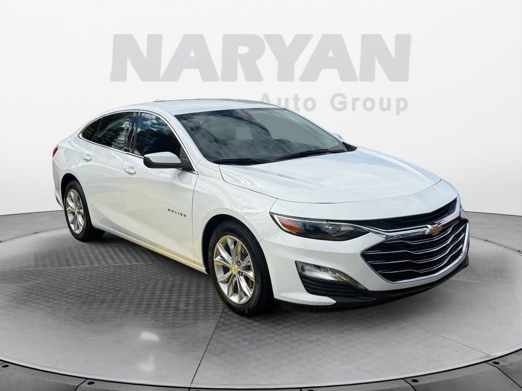 Used 2024 Chevrolet Malibu LT image 2