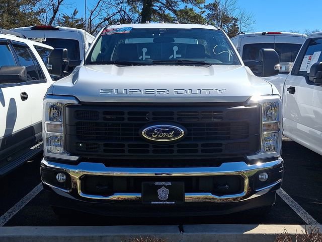 Used 2024 Ford F250 XL w/ XL Chrome Package image 2