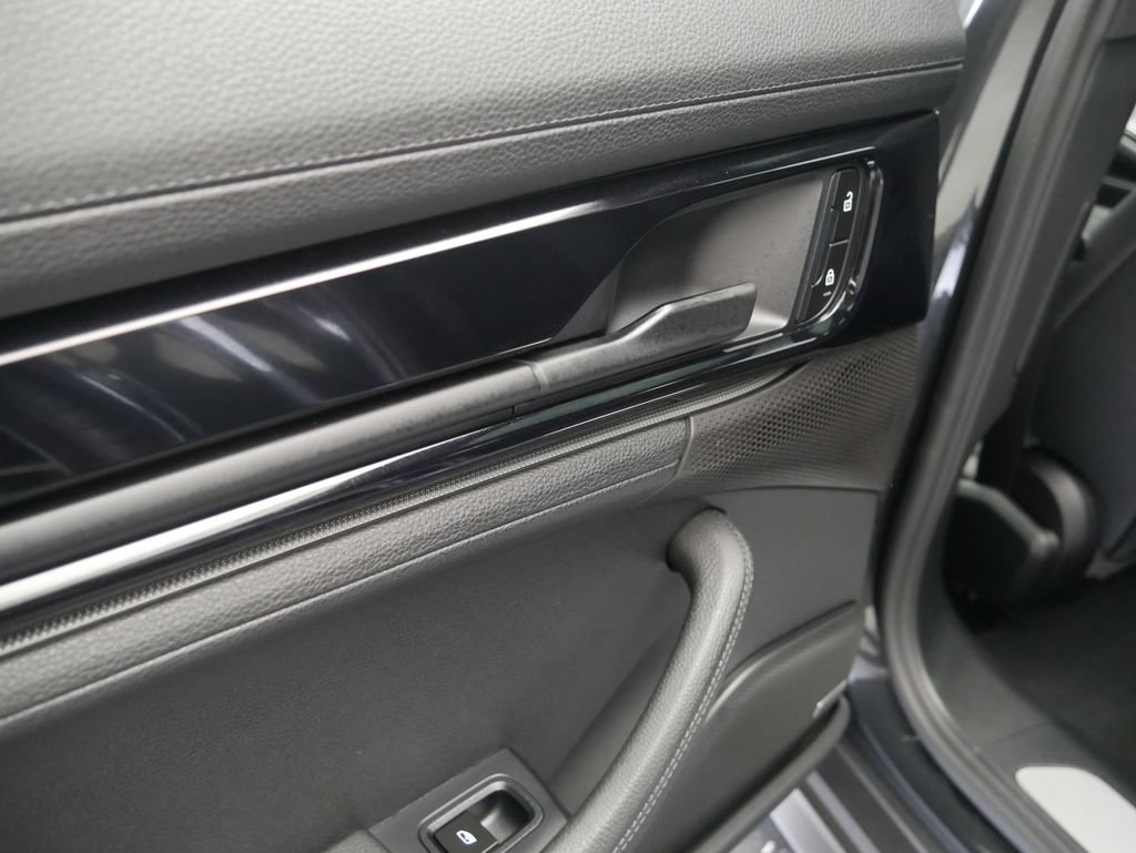 Certified 2026 Porsche Panamera 4 AWD/4WD image 18