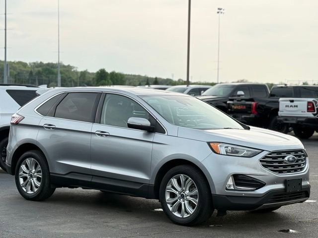 Used 2022 Ford Edge Titanium AWD/4WD image 33
