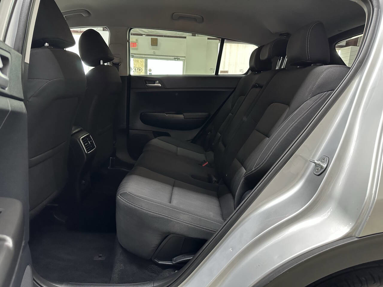 Used 2020 Kia Sportage LX image 13