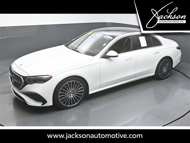 Used 2025 Mercedes-Benz E 350 Sedan image 45