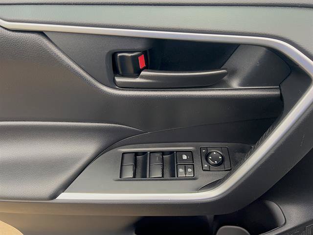 Used 2020 Toyota RAV4 LE w/ All Weather Liner Package AWD/4WD image 11