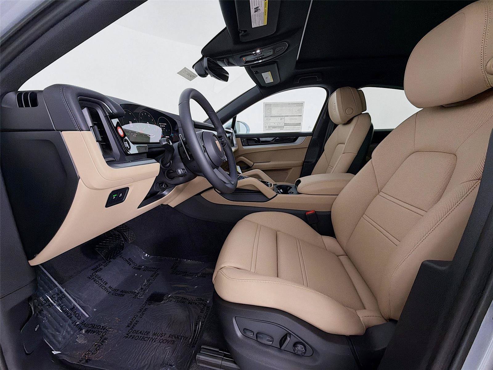 New 2026 Porsche Cayenne Coupe AWD/4WD image 5