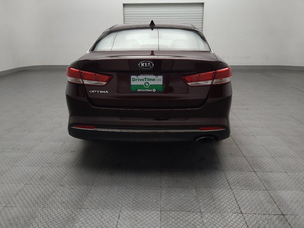 Used 2016 Kia Optima LX w/ Option Group 014 FWD image 7